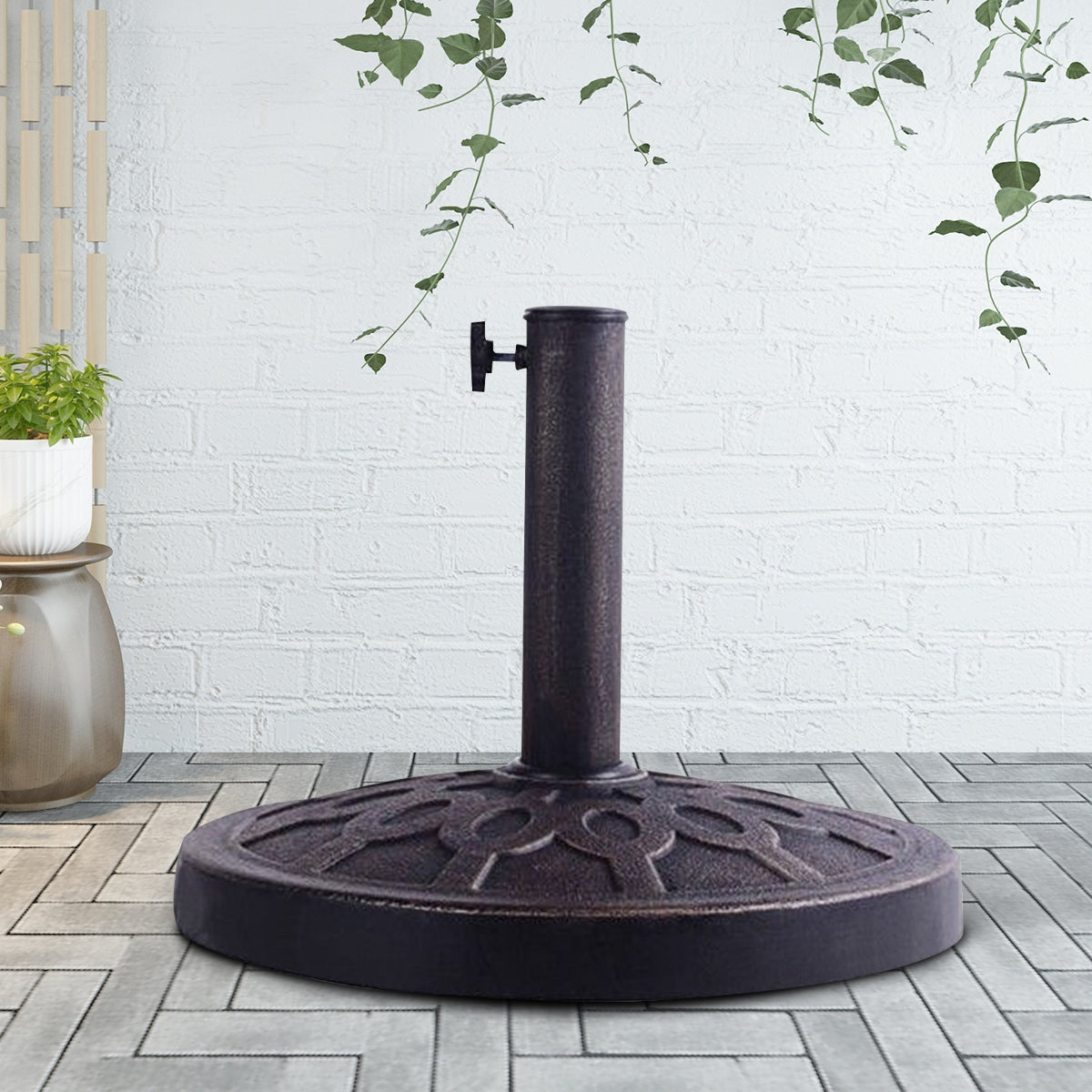 30-Lb. Heavy-Duty Outdoor Patio Umbrella Base, 18-In. Market Umbrella Stand for Patio, Deck and Backyard