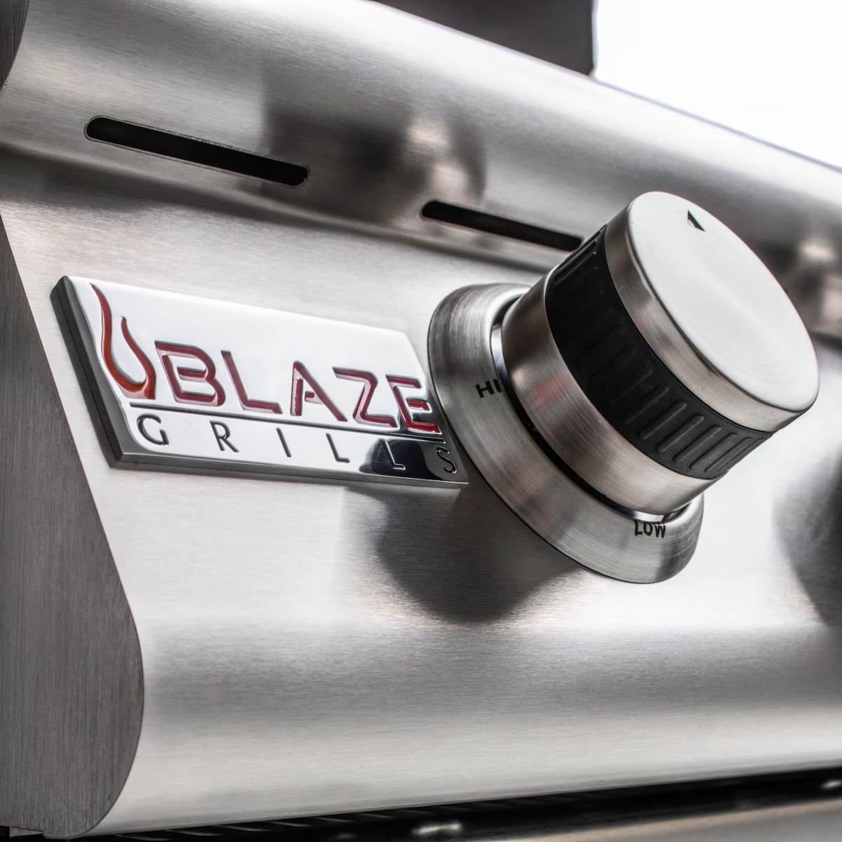 Blaze LBM 25-Inch 3-Burner Built-In Propane Gas Grill (BLZ-3LBM-LP)